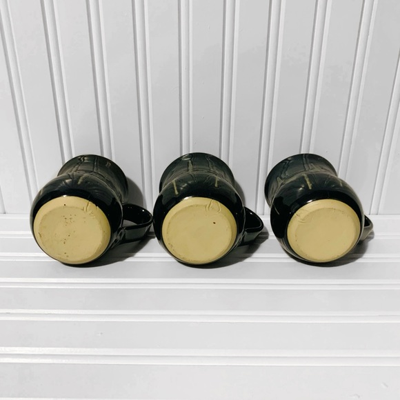 Authentic Pottery Mugs - Picture 4 of 6